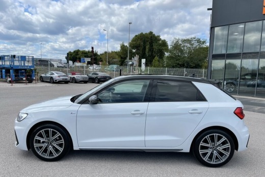 AUDI A1 SPORTBACK 30 TFSI 110 S-TRONIC 7 S-LINE