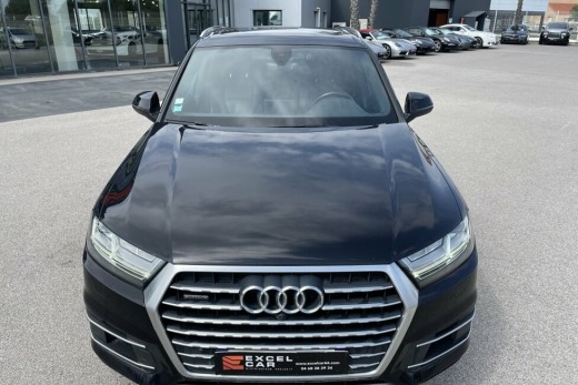 AUDI Q7 3.0L TDI 272 AVUS QUATTRO 7 PL
