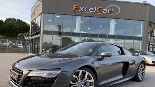 AUDI R8 COUPE 5.2L V10 525 S-TRONIC