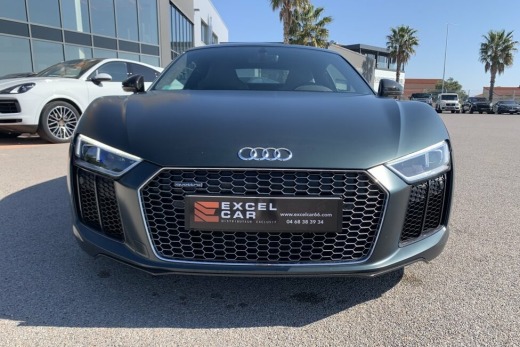 AUDI R8 5.2L V10 PLUS FSI 610 QUATTRO S TRONIC