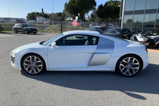 AUDI R8 COUPE V10 5.0 525 R-TRONIC