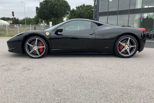 FERRARI 458 ITALIA COUPE