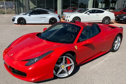 FERRARI 458 SPIDER