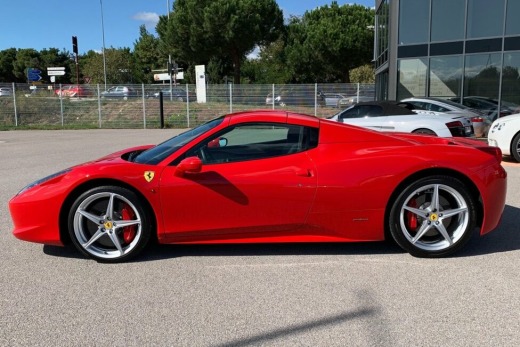FERRARI 458 SPIDER