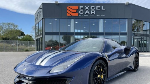 FERRARI 488 PISTA