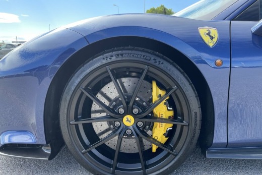 FERRARI 488 PISTA