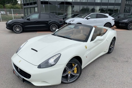 FERRARI CALIFORNIA 4.3L V8 460 DCT
