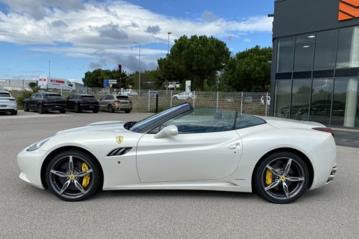 FERRARI CALIFORNIA 4.3 V8 +30 EDITION 490 DCT7