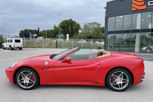 FERRARI CALIFORNIA +30 490