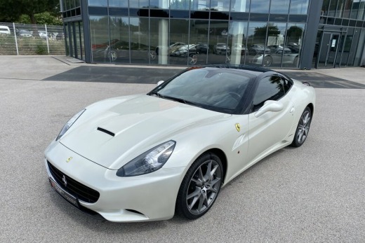 FERRARI CALIFORNIA 4.3L V8 460 DCT