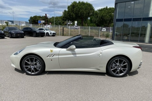 FERRARI CALIFORNIA 4.3L V8 460 DCT
