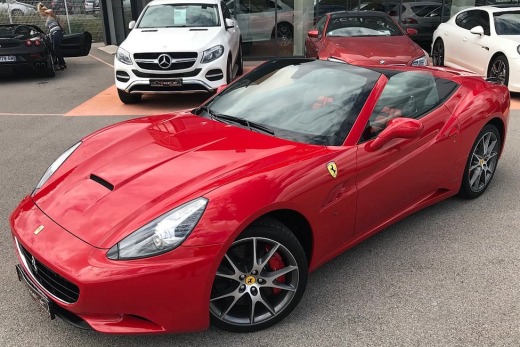 FERRARI CALIFORNIA 4.3 V8 460 DCT7