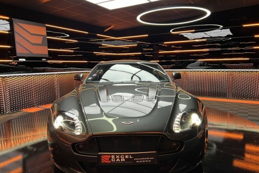 ASTON MARTIN V12 VANTAGE S 572 SPORTSHIFT