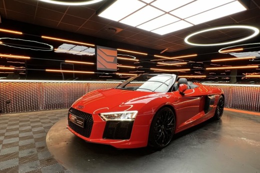 AUDI R8 SPYDER 5.2 FSI 540 QUATTRO S-TRONIC