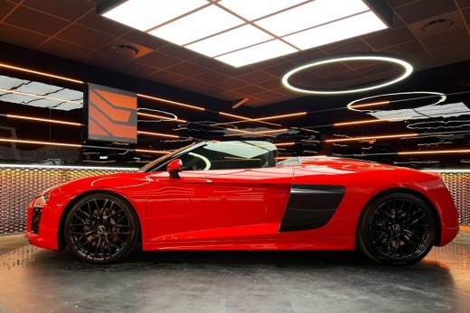 AUDI R8 SPYDER 5.2 FSI 540 QUATTRO S-TRONIC