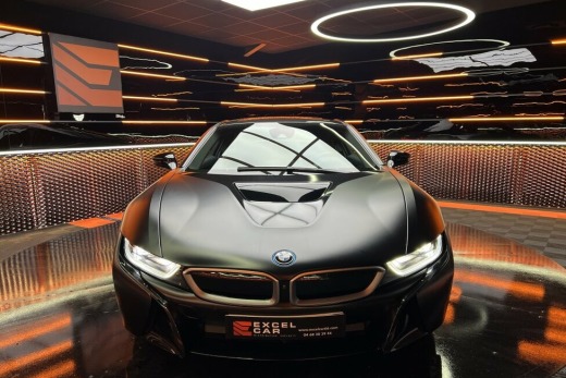 BMW I8 FROZEN BLACK EDITION