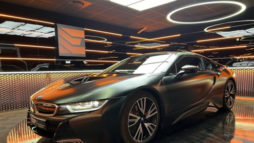 BMW I8 FROZEN BLACK EDITION