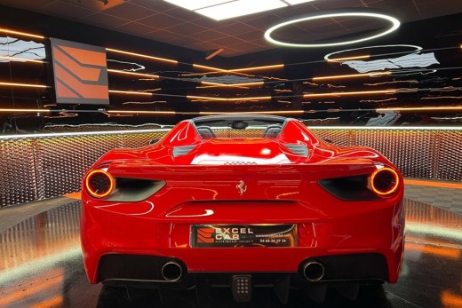 FERRARI 488 SPIDER