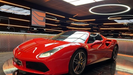 FERRARI 488 SPIDER