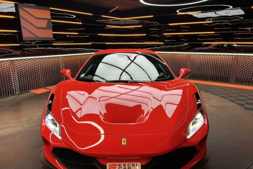 FERRARI F8 TRIBUTO COUPE 3.9 DCT