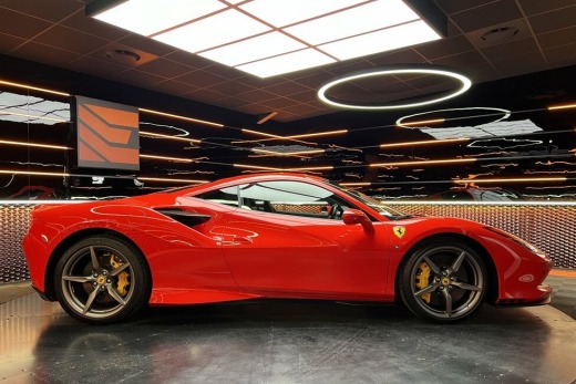 FERRARI F8 TRIBUTO COUPE 3.9 DCT