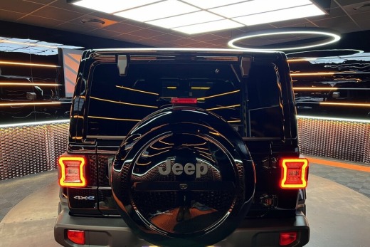 JEEP WRANGLER UNLIMITED OVERLAND 4XE 2.0L T 380CH PHEV 4X4 BVA8
