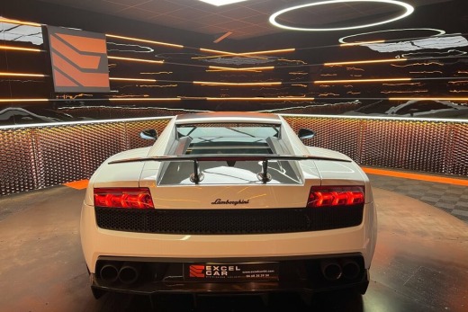 LAMBORGHINI GALLARDO COUPE 5.2 V10 LP 570-4 SUPERLEGGERA E-GEAR