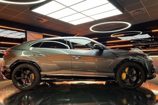 LAMBORGHINI URUS 4.0L V8 650CH