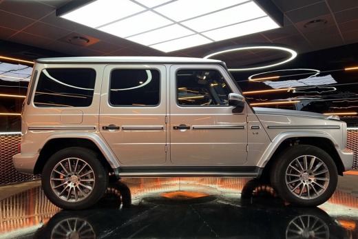 MERCEDES BENZ G500 AMG LINE 421CH