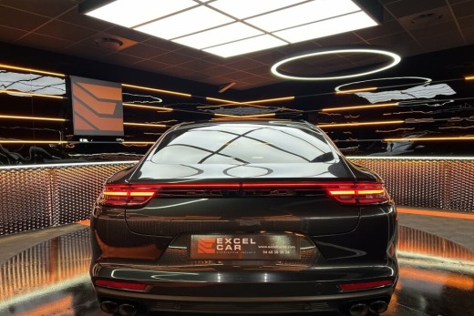 PORSCHE PANAMERA 4 E HYBRIDE 462