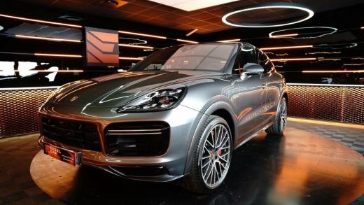 PORSCHE CAYENNE COUPE TURBO S E-HYBRIDE 680 TIPTRONIC 8