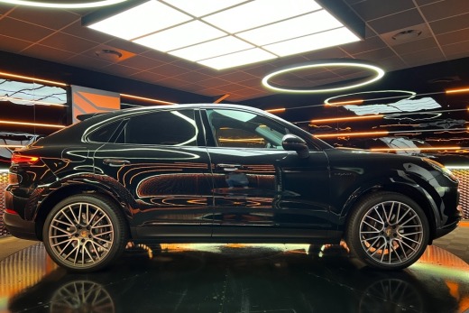 PORSCHE CAYENNE COUPE E-HYBRID 462 PLATINUM EDITION