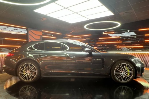 PORSCHE PANAMERA SPORT TURISMO HYBRID 462 CV