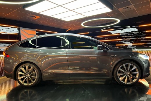 TESLA MODEL X 100D DUAL MOTOR LONG RANGE 6 PLACES