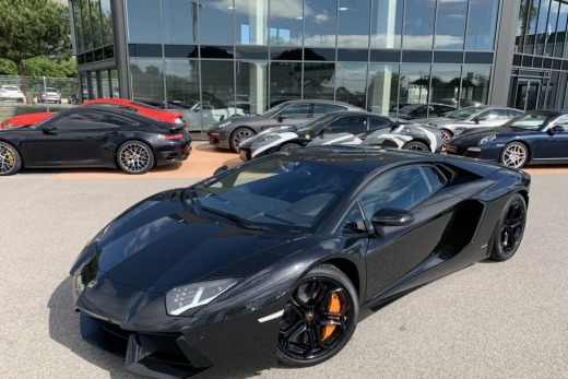 LAMBORGHINI AVENTADOR COUPE 6.5L V12 LP700-4 E-GEAR