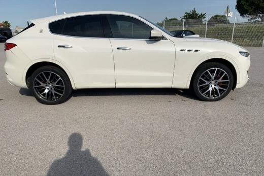 MASERATI LEVANTE 3.0L V6 DIESEL 275 BVA8