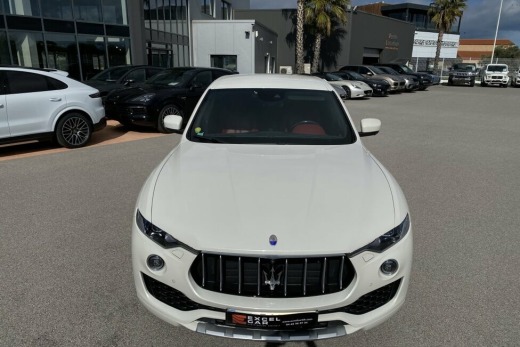 MASERATI LEVANTE 3.0L V6 DIESEL 275 BVA8