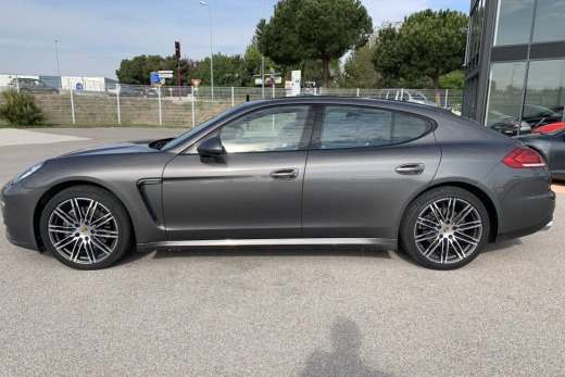 PORSCHE PANAMERA 3.0 TD 300 EDITION PLATINIUM