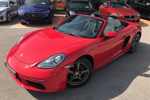 PORSCHE 718 BOXSTER 300 PDK