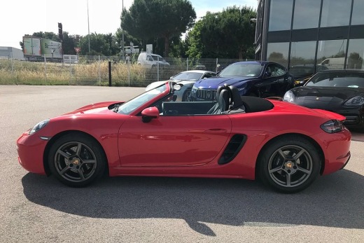 PORSCHE 718 BOXSTER 300 PDK