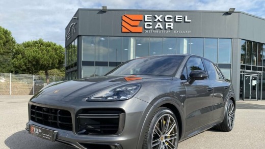 PORSCHE CAYENNE TURBO S HYBRIDE 680 TIPTRONIC S8