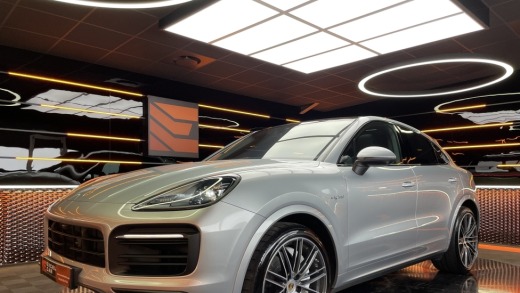 PORSCHE CAYENNE COUPE E-HYBRIDE 462