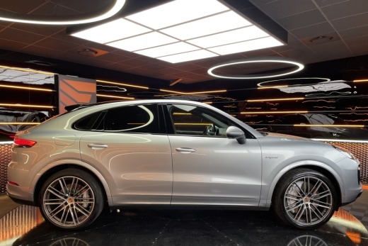 PORSCHE CAYENNE COUPE E-HYBRIDE 462