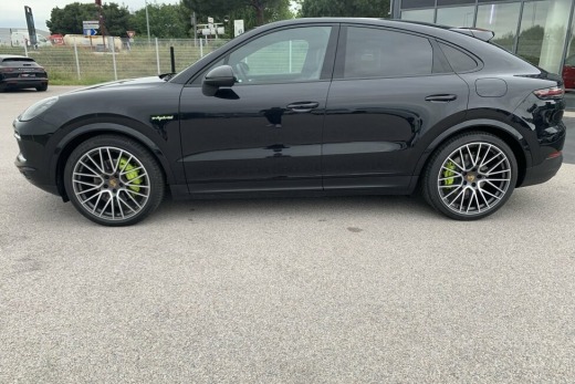PORSCHE CAYENNE COUPE HYBRIDE 462