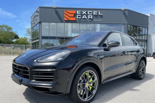 PORSCHE CAYENNE COUPE HYBRIDE 462 PACK SPORT DE CONCEPTION ALLÉGÉE