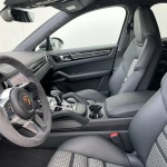 PORSCHE CAYENNE COUPE HYBRIDE 462 PACK SPORT DE CONCEPTION ALLÉGÉE