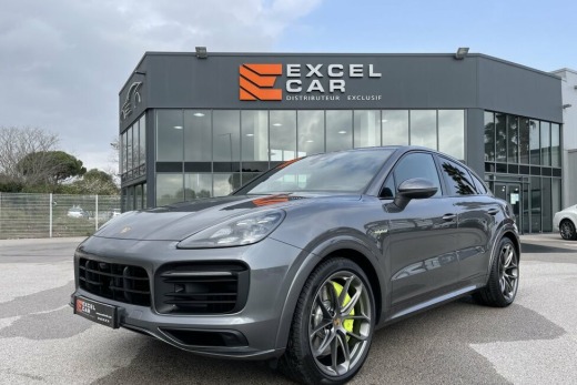 PORSCHE CAYENNE COUPE HYBRIDE 462 PACK SPORT DE CONCEPTION ALLÉGÉE