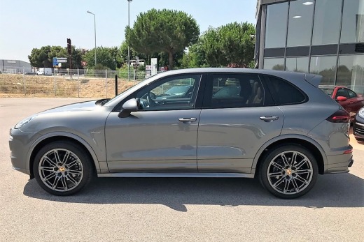 PORSCHE CAYENNE D 262 TIPTRONIC