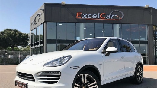 PORSCHE CAYENNE DIESEL 245