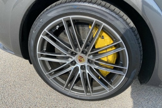 PORSCHE CAYENNE TURBO S HYBRIDE 680 TIPTRONIC S8